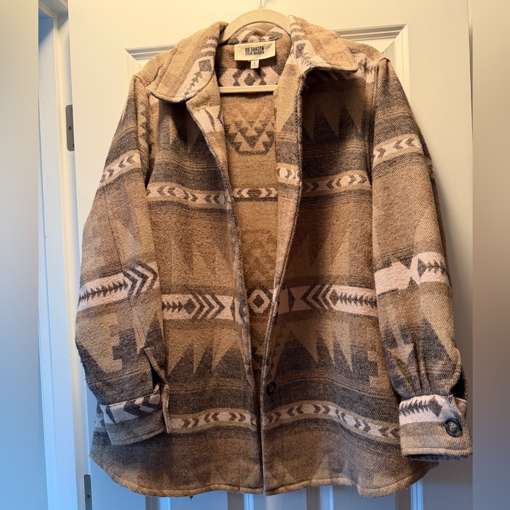 Bb Dakota Aztec Patterned Jacket - image 1